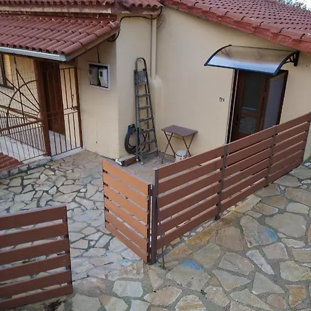 Holiday home Traditional House With View Drymon